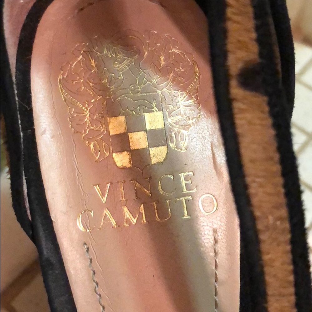 Leopard Vince Camuto Wedges - Picture 4 of 5